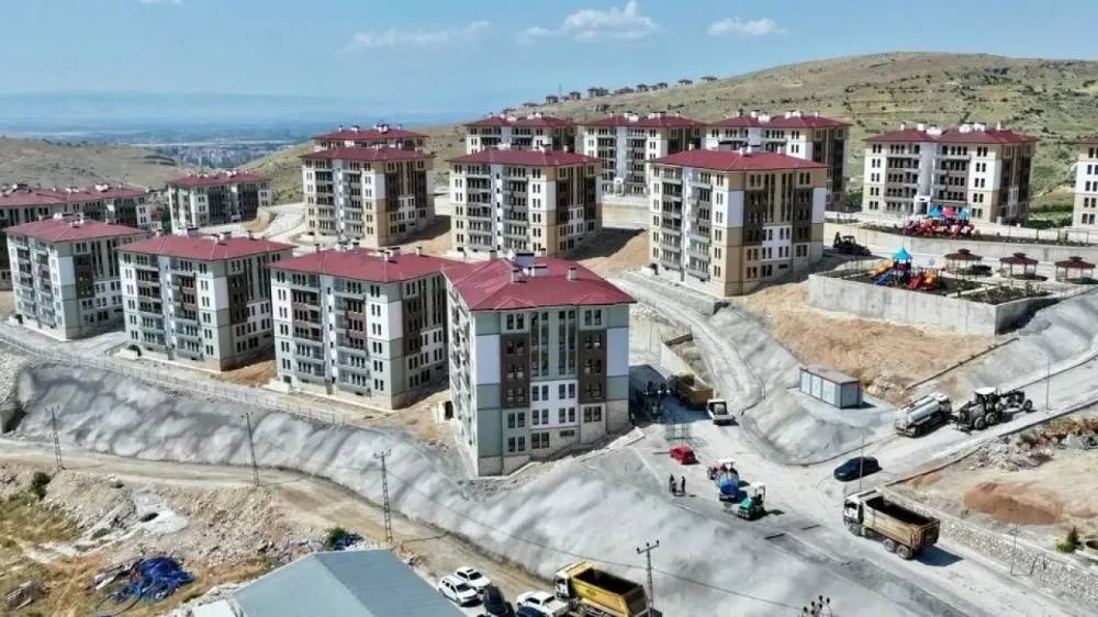TOKİ 200 binden fazla kişiyi indirimli ev sahibi yapacak! Bu şehirler listede 6